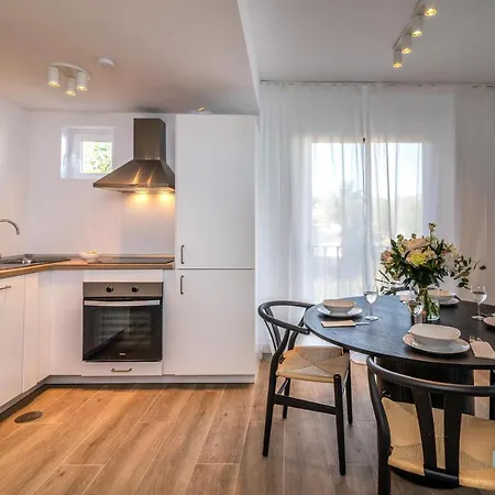 Sierra Park - 18 Newly Renovated With Pool, Gym, Jacuzzi And Padel Apartamento