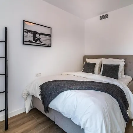 Sierra Park - 18 Newly Renovated With Pool, Gym, Jacuzzi And Padel Apartamento