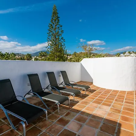 Sierra Park - 18 Newly Renovated With Pool, Gym, Jacuzzi And Padel Apartamento *