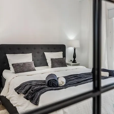 Sierra Park - 18 Newly Renovated With Pool, Gym, Jacuzzi And Padel Apartamento